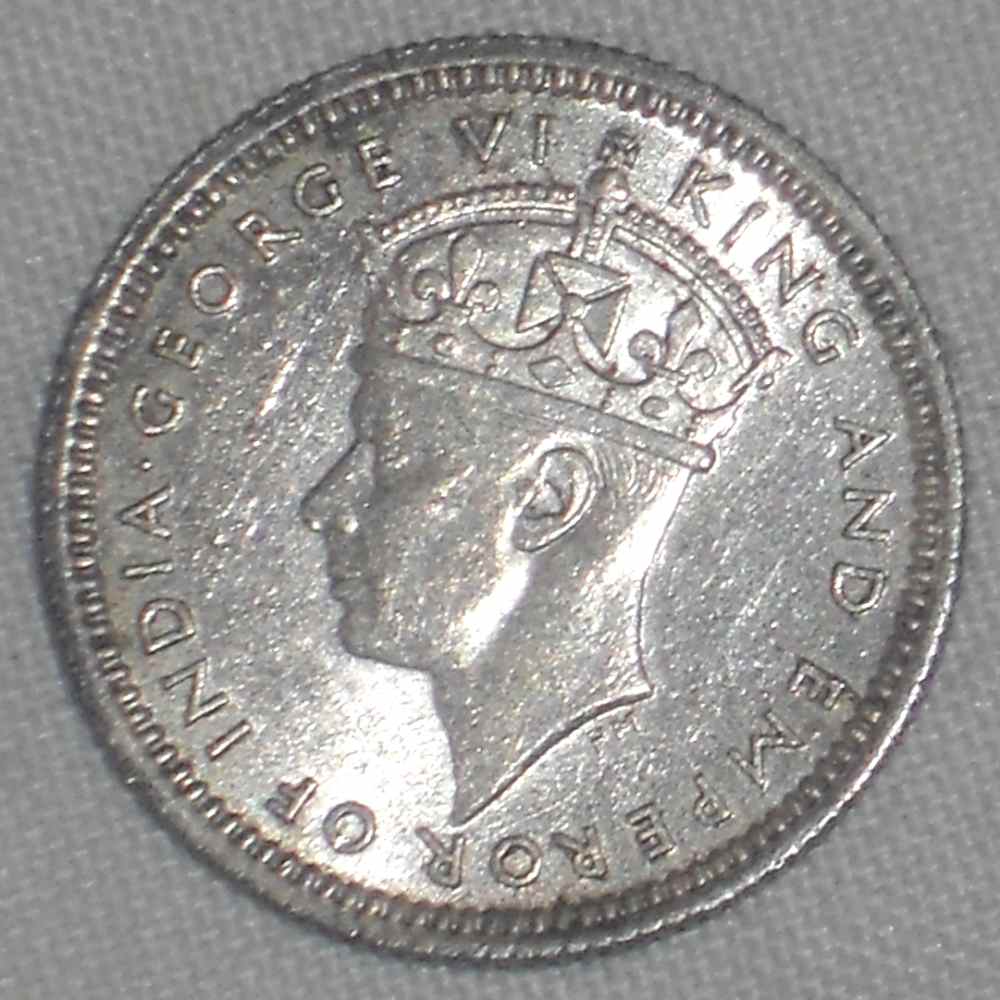 Beautiful 1941 Malaya Five Cents Silver Coin Crowned King George