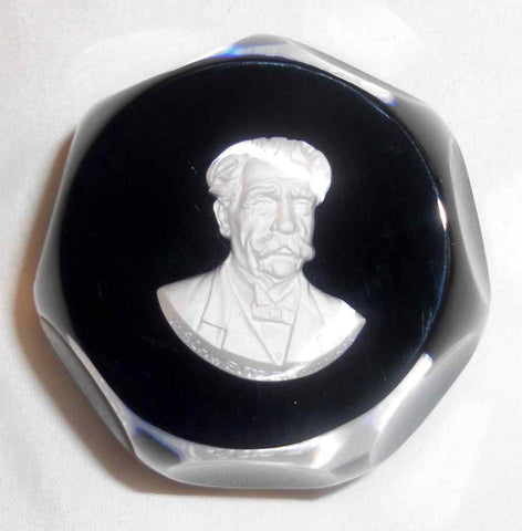 1969 CR. Albert France Faceted Paperweight Albert Schweitzer Sulphide Cameo