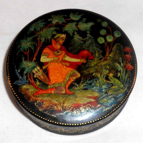 1973 Palekh Russian Lacquer Box Scene from Princes Frog Fairy Tale Artist Signed
