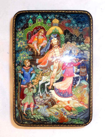 Footed Kholui Russian Lacquer Box Miniature Scene From Fairy Tale Signed Pyetrov