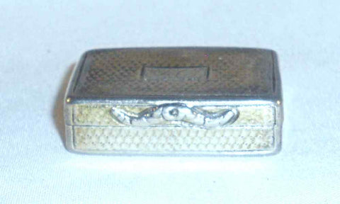 1832 Nathaniel Mills Sterling Silver Vinaigrette Birmingham England Flower Grill