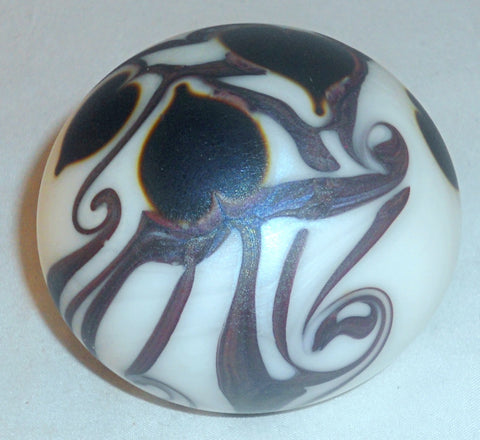 Vintage Orient & Flume Art Glass Paperweight Cobalt Blue Hearts & Vines Design