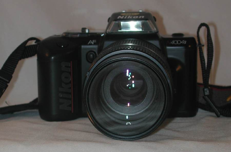 Nikon N4004s 35mm SLR Camera AF Nikkor 70-210 mm 1:4-5.6